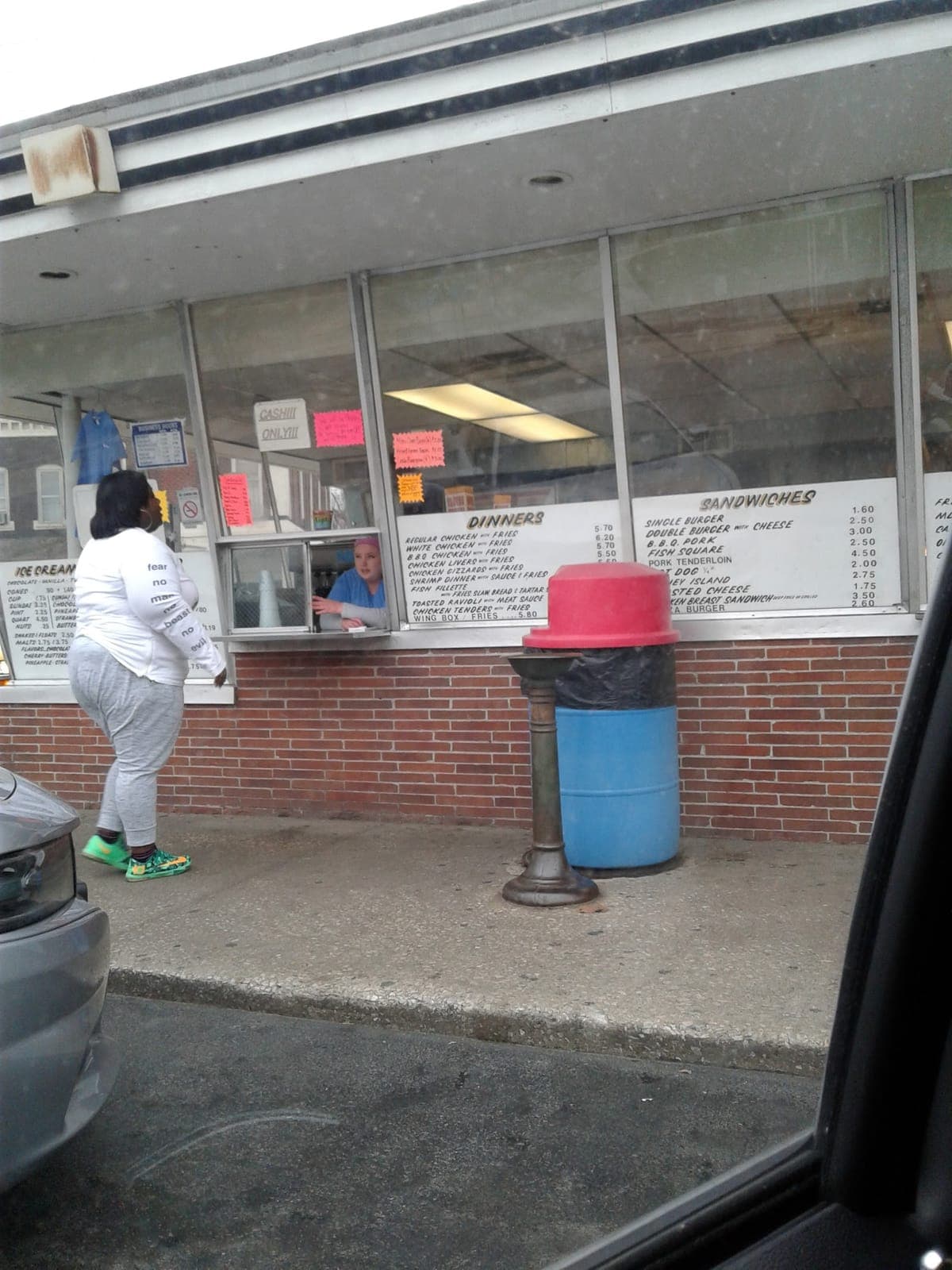 Fast Eddie's Fried Chicken