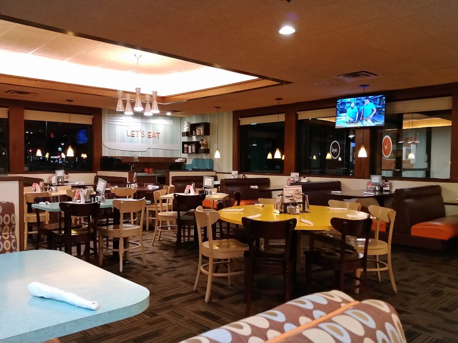 Village Inn