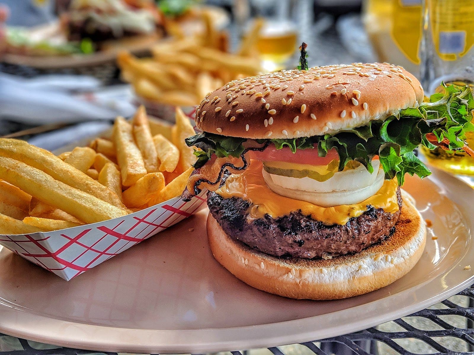 The Harbor Bar & Grill
