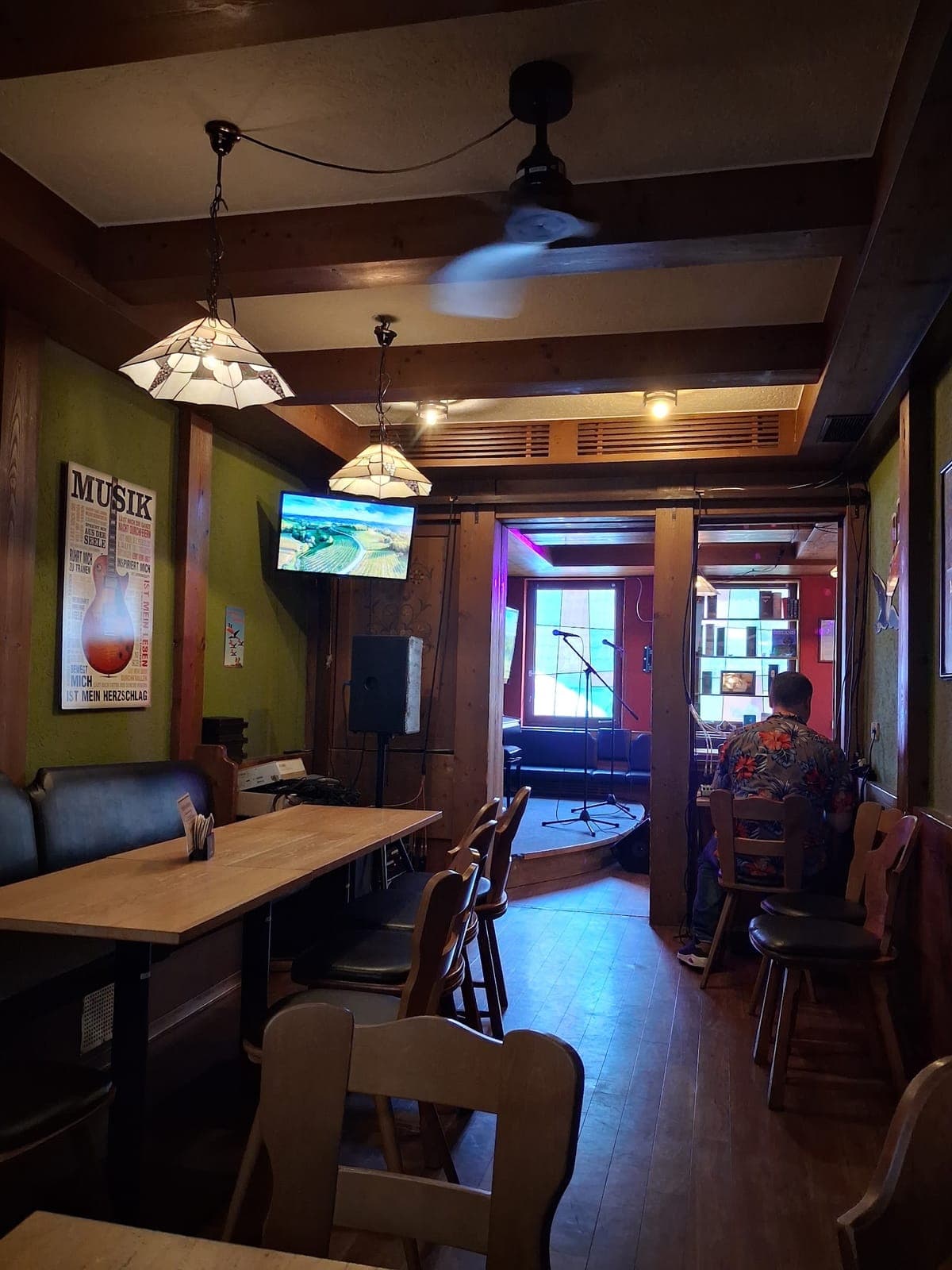 Reader's Irish Pub