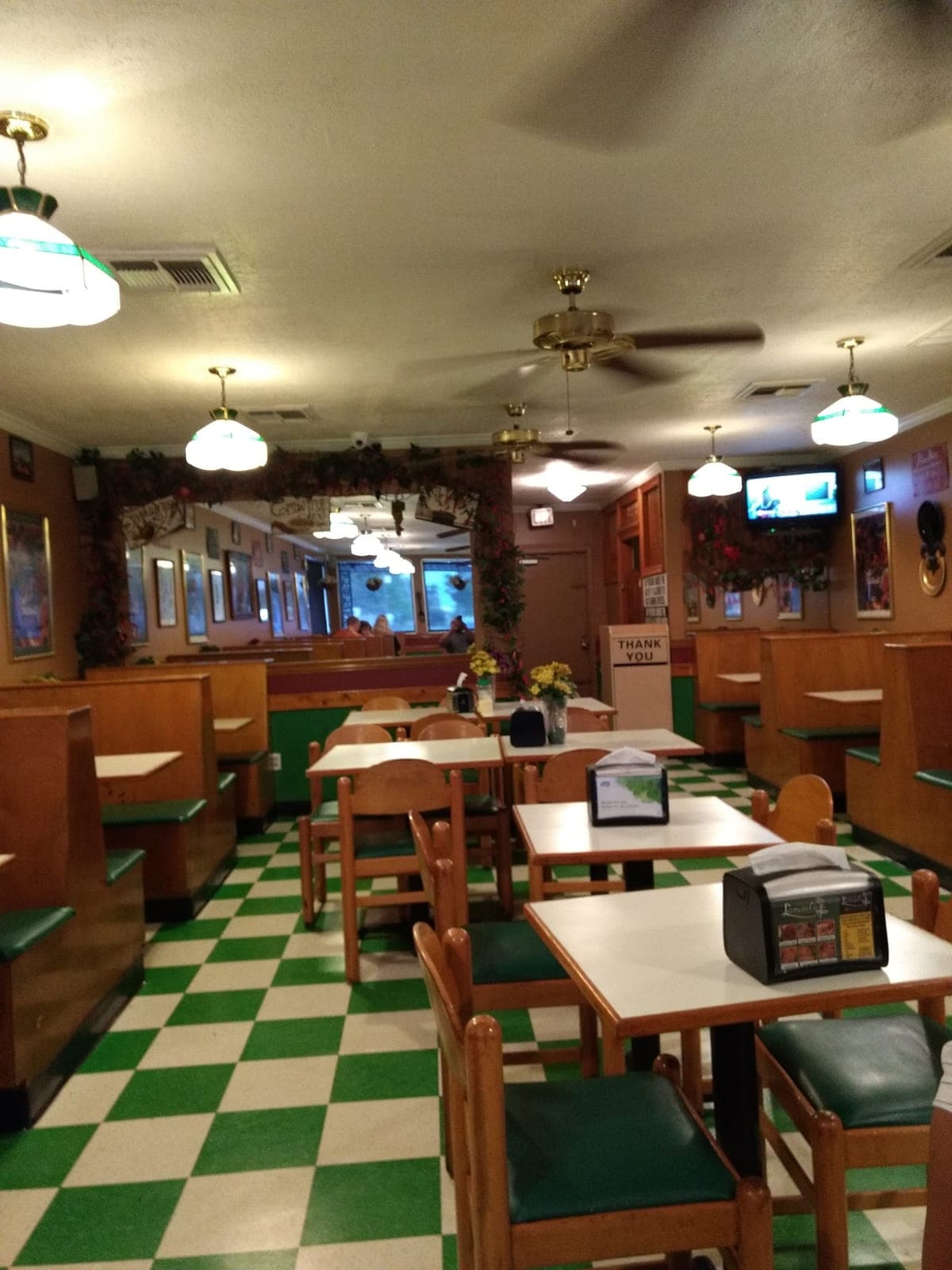 Leonard's Food Quarters