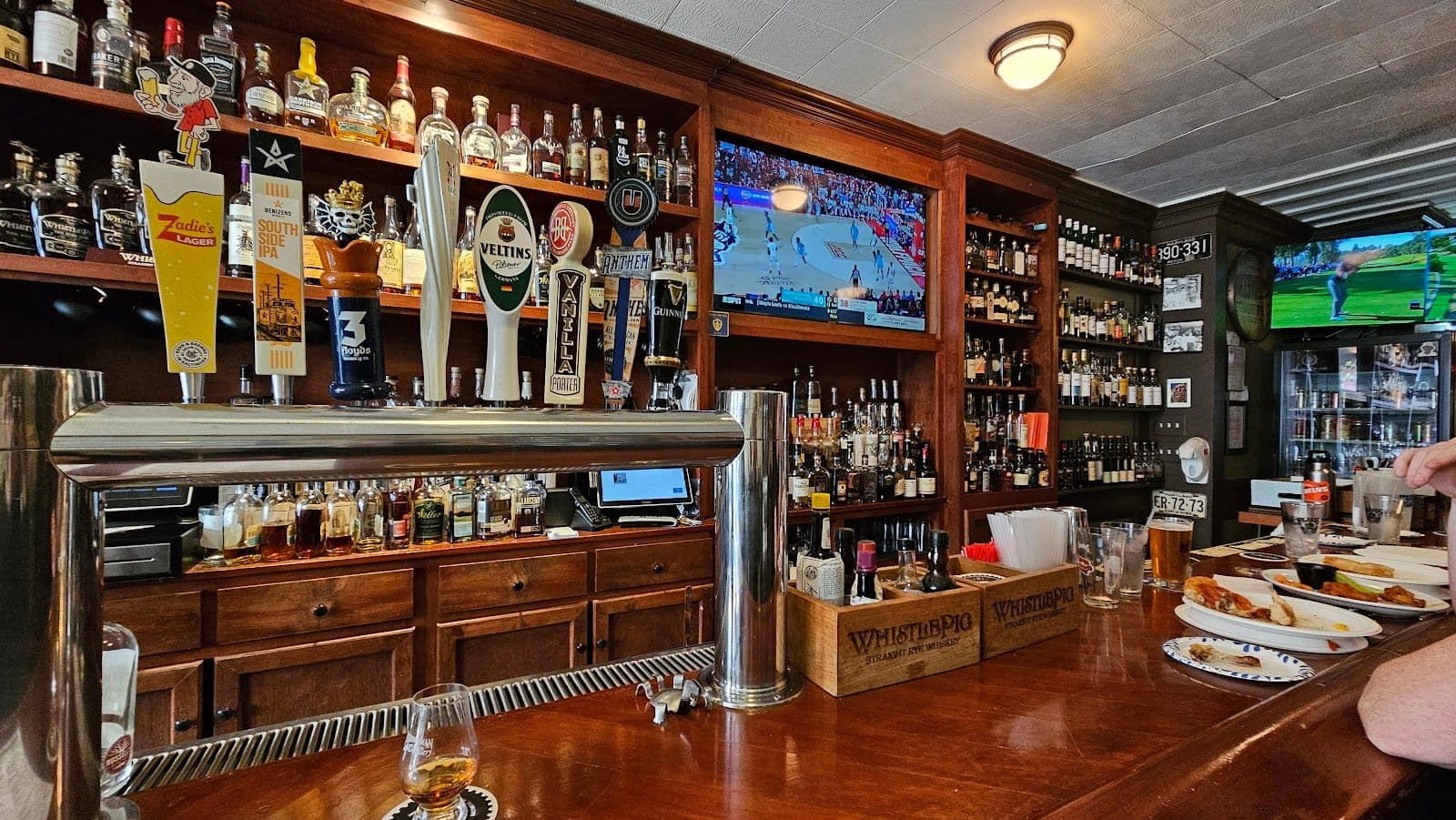 Barfly's