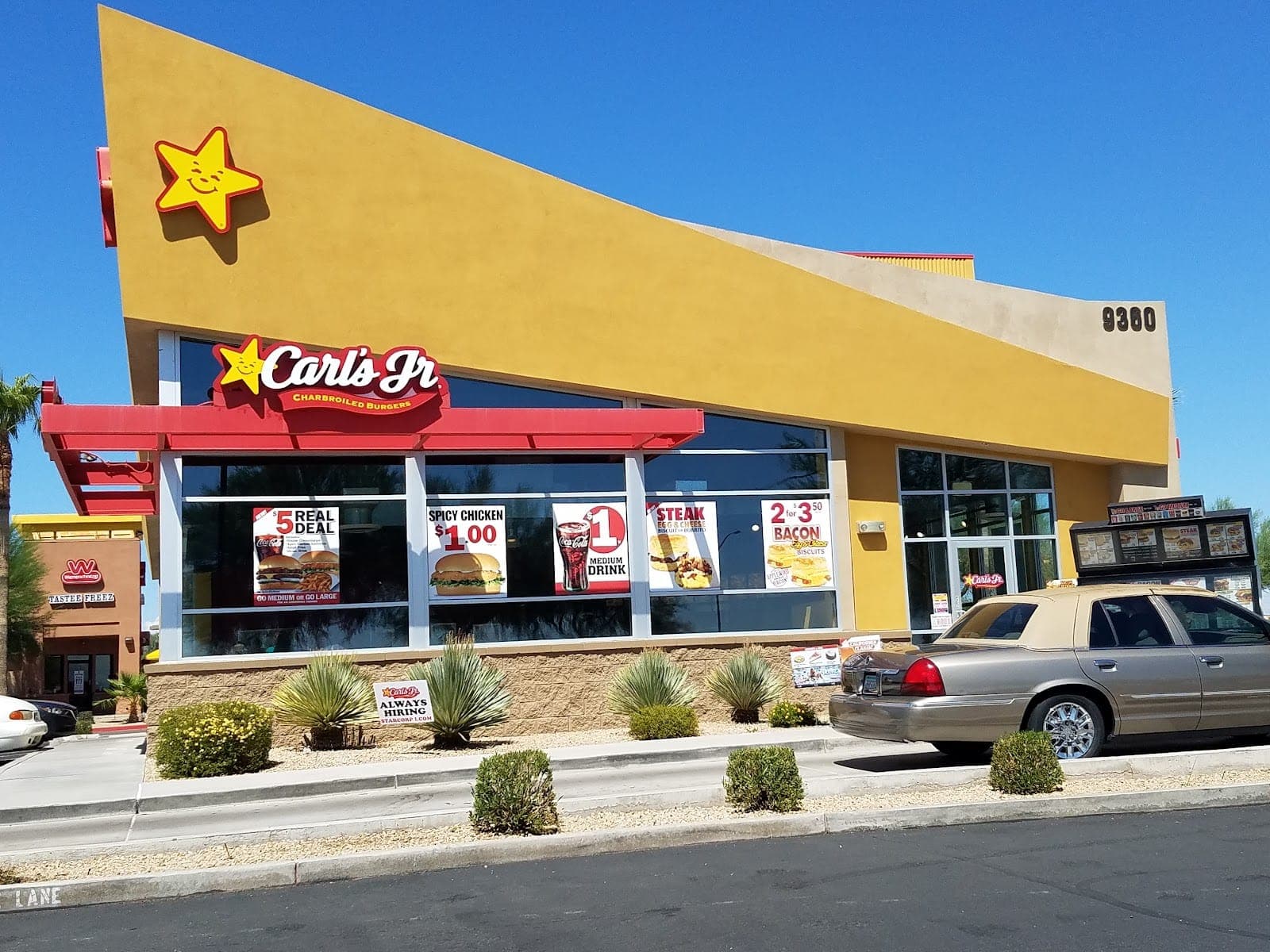 Carl's Jr.