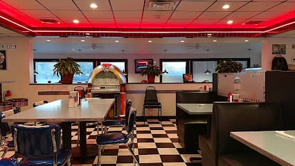 Misty Moonlight Diner