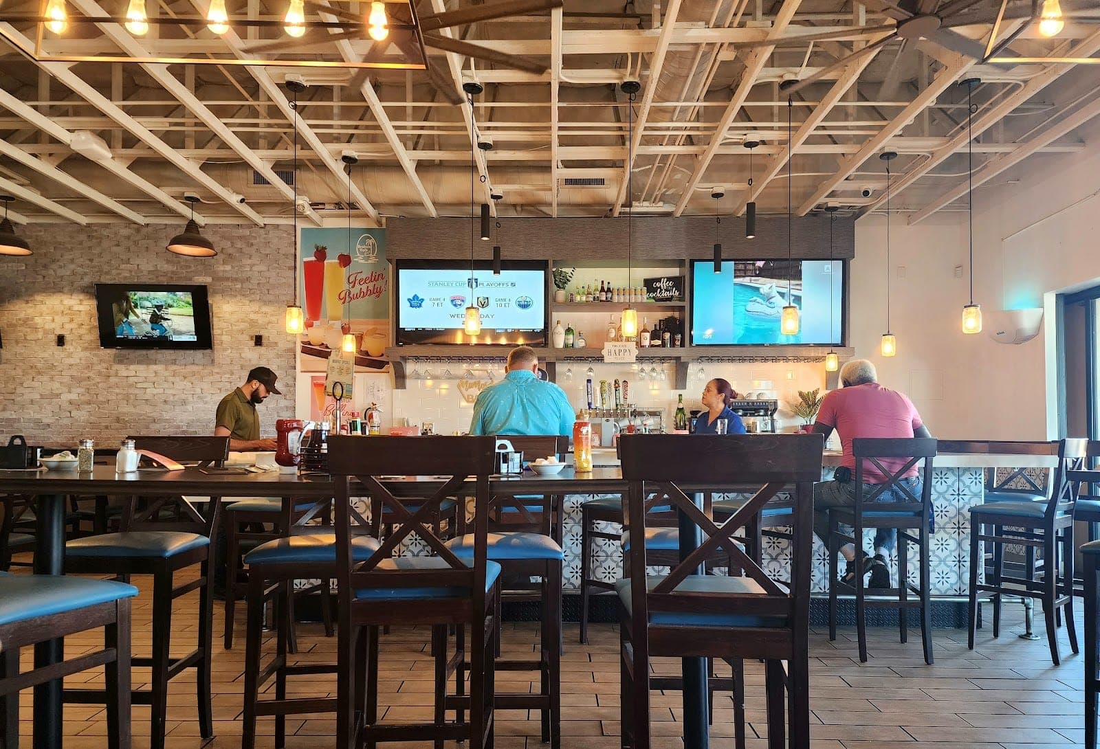 Broken Yolk Cafe
