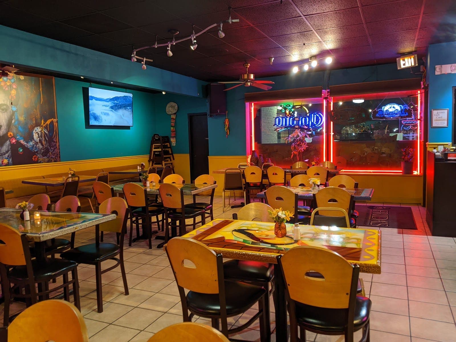 Friday's Little Mexico Restaurant