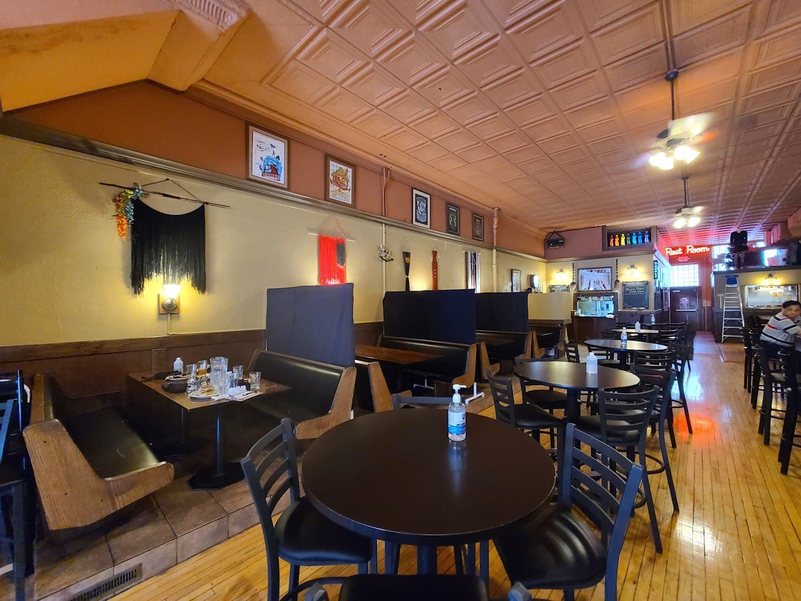 The White Horse Restaurant & Bar