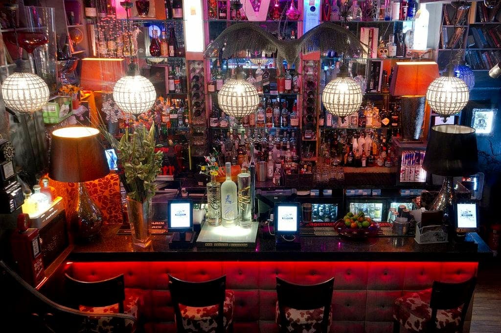 Bar Social