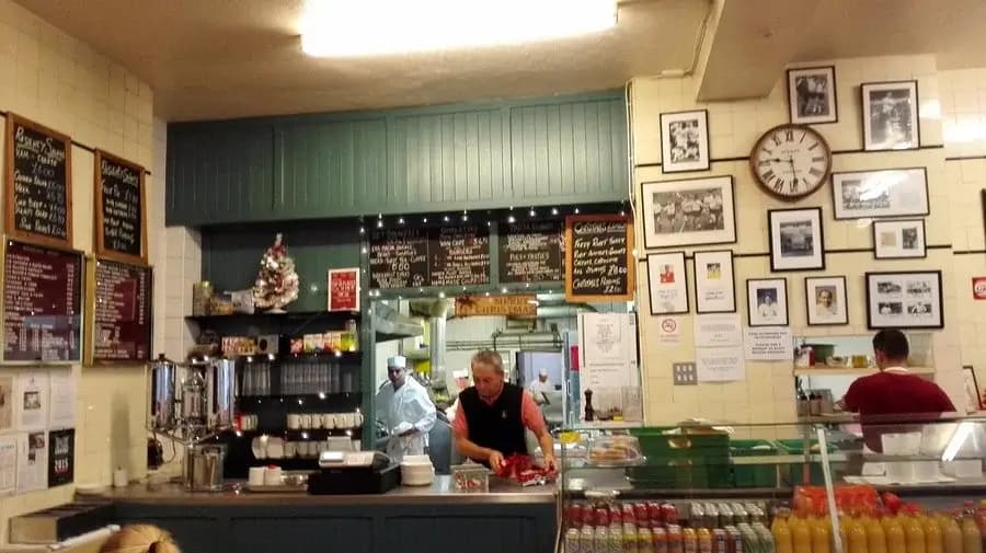 Regency Cafe photo 3