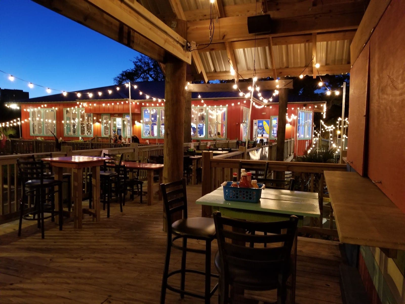 Shaggy's Gulfport Beach