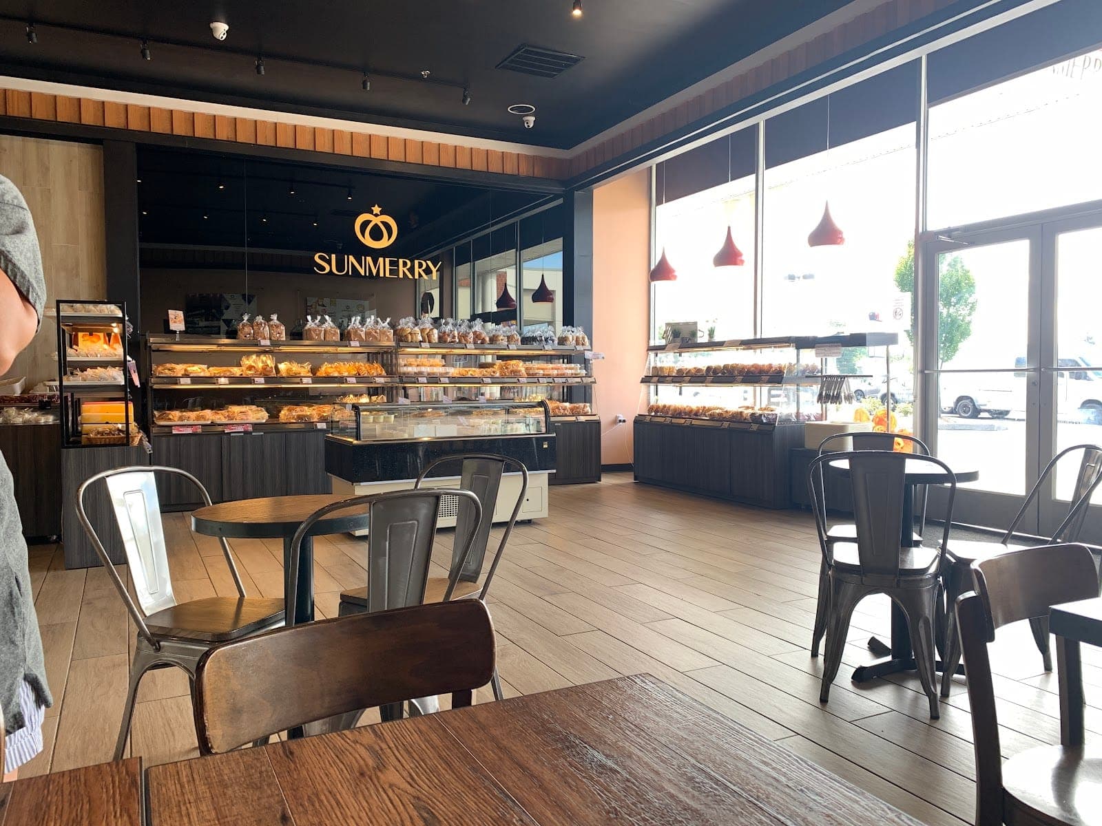 Sunmerry Bakery
