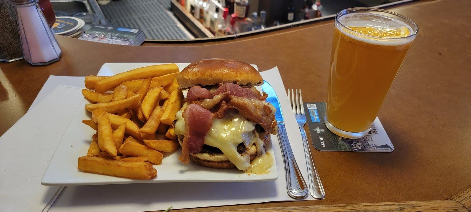 Yesterdays Bar and Grille
