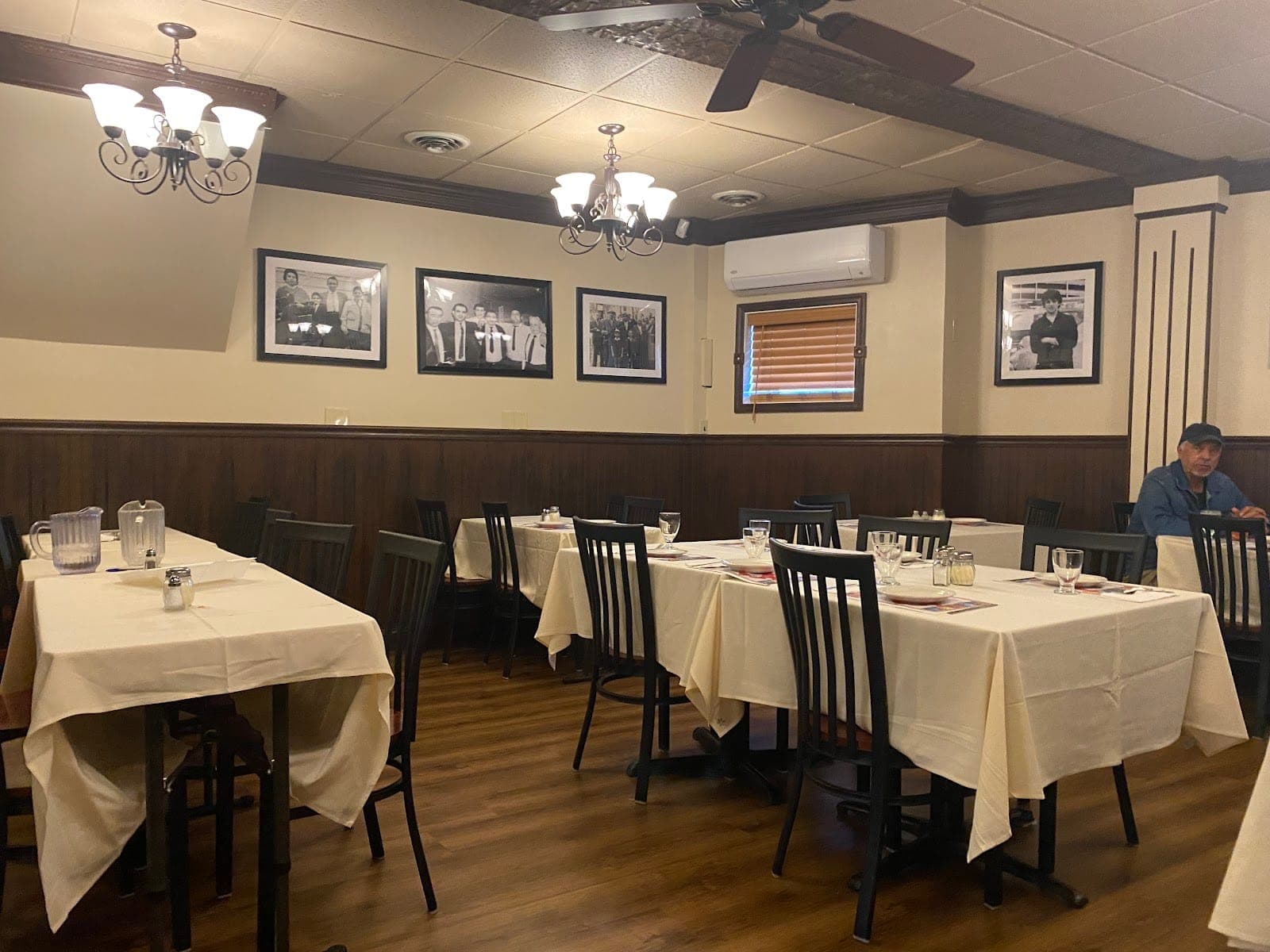 Ferrari's Ristorante