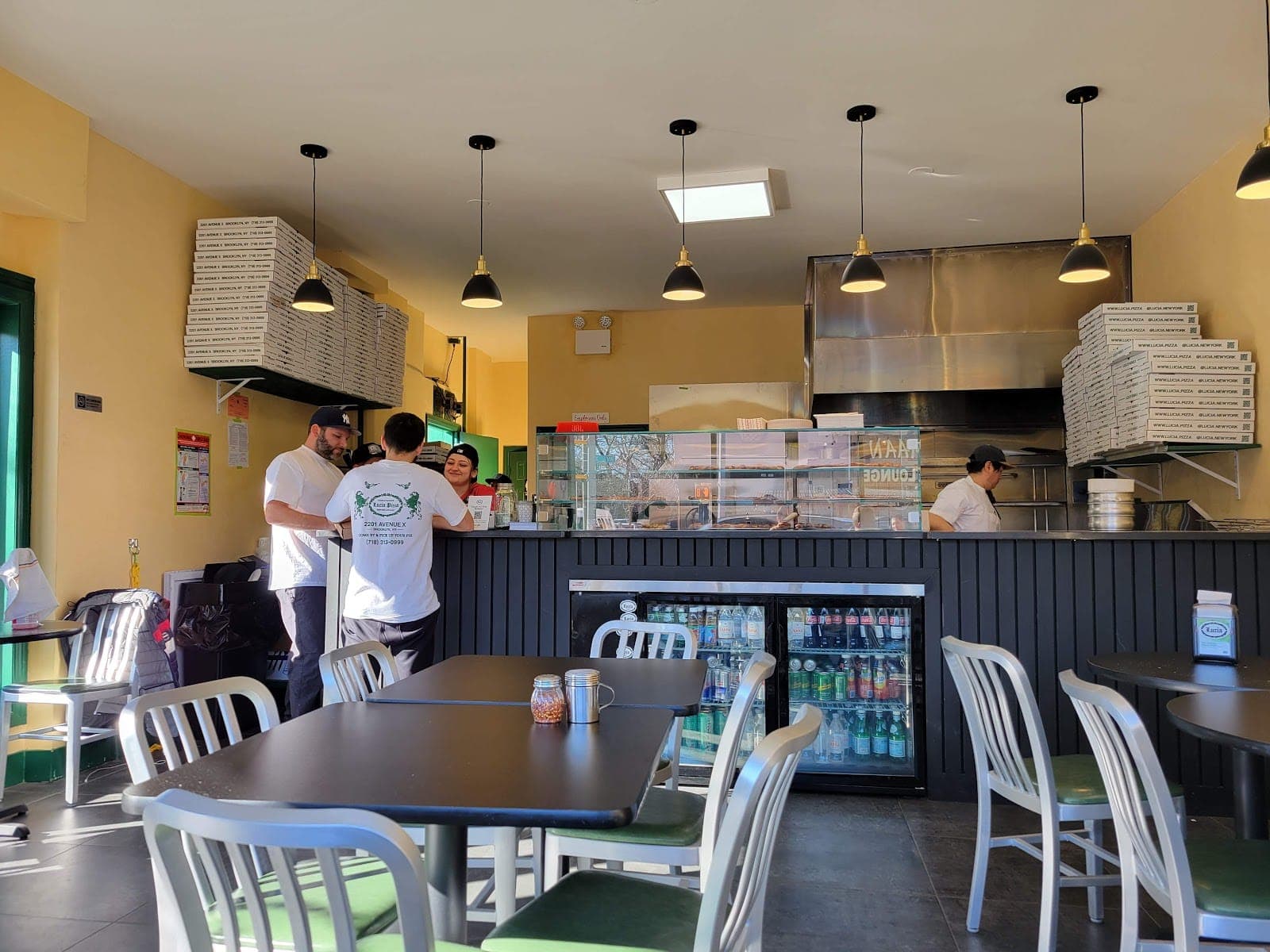 Lucia Pizza of Avenue X