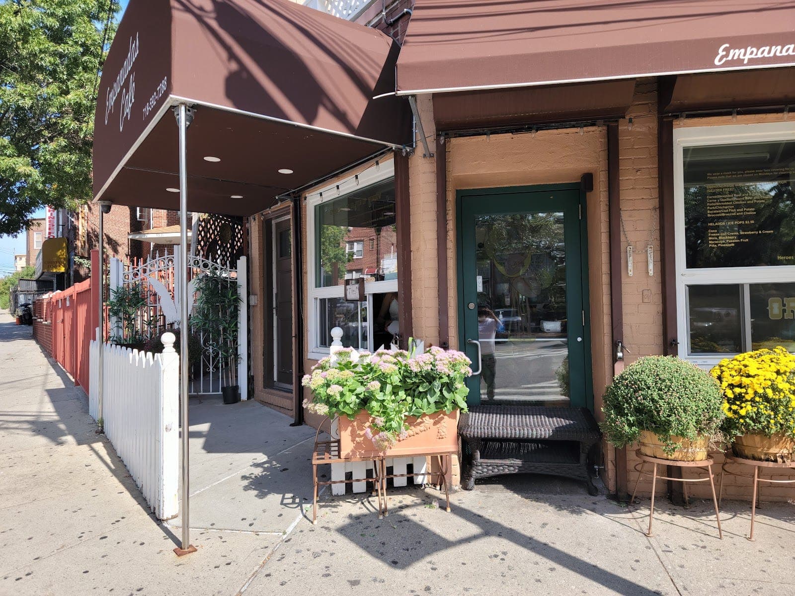 Empanadas Cafe
