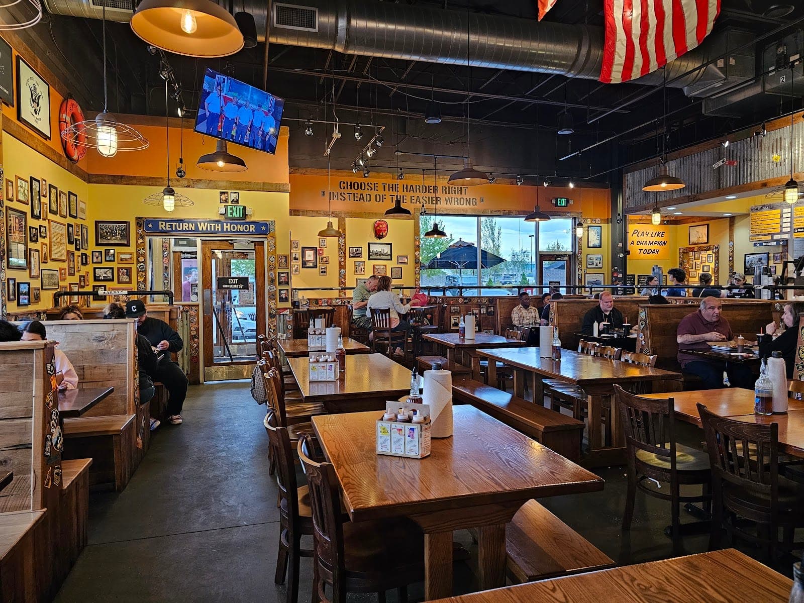 Mission BBQ