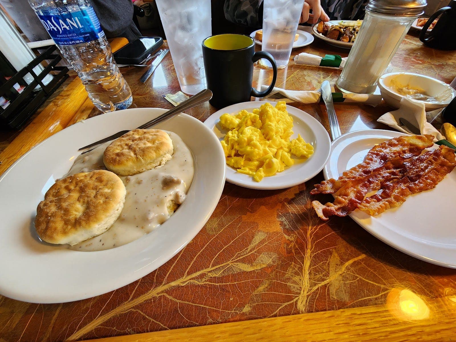 Victoria's Deli & Restaurant