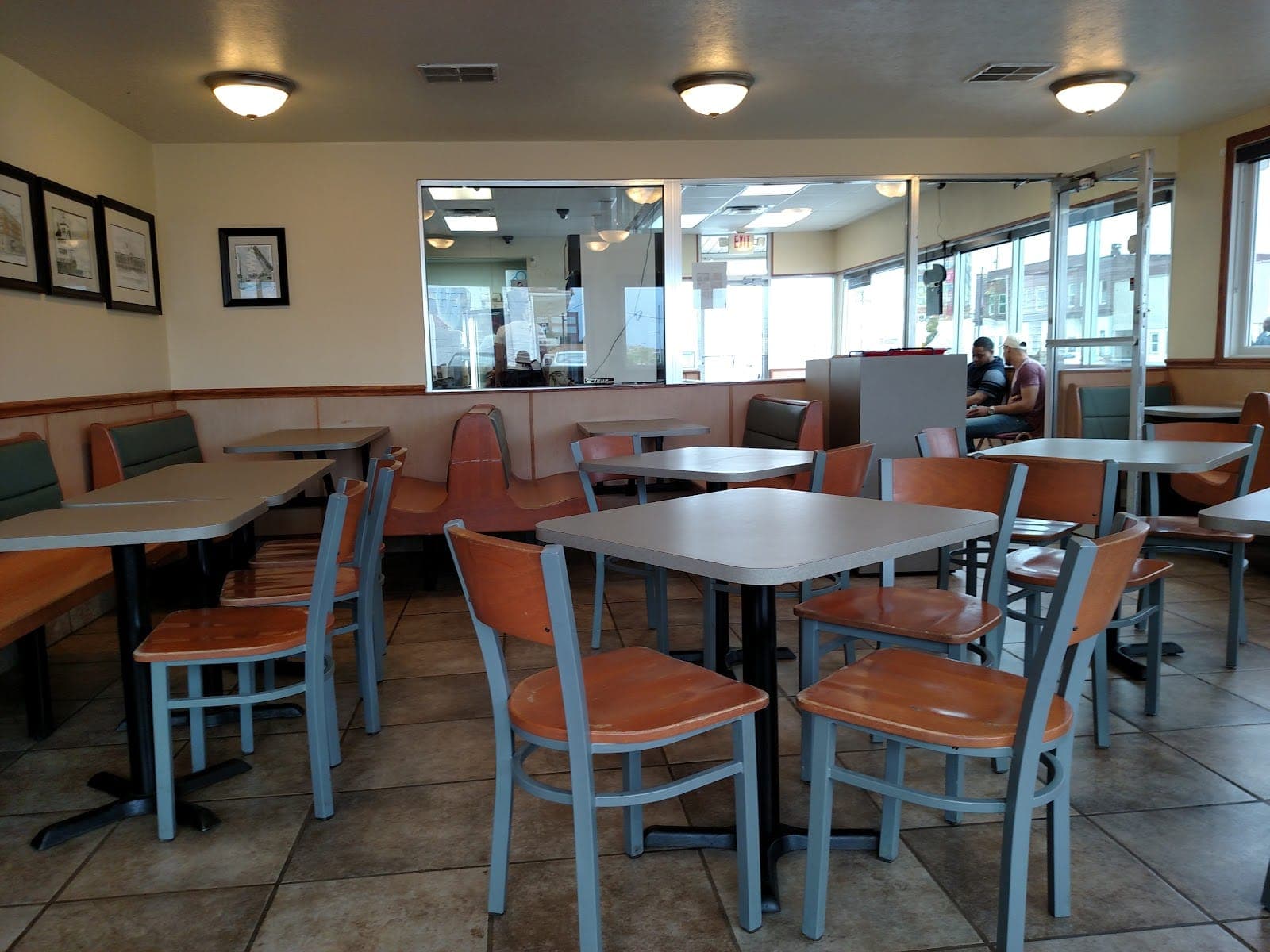 Gyros & More