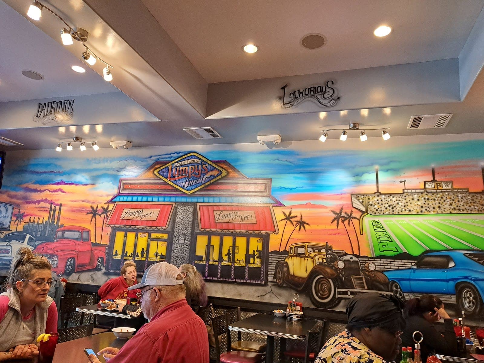 Lumpy's Diner