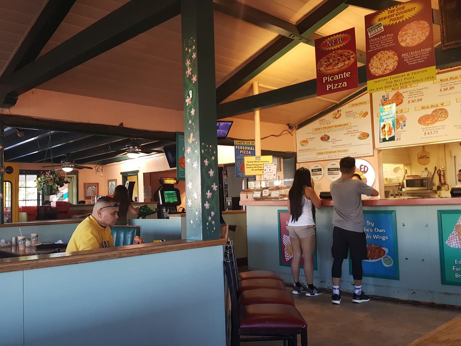 Eddie's Pizza