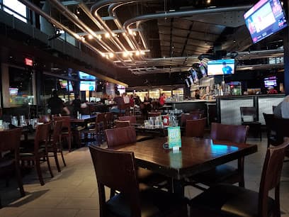 Yard House