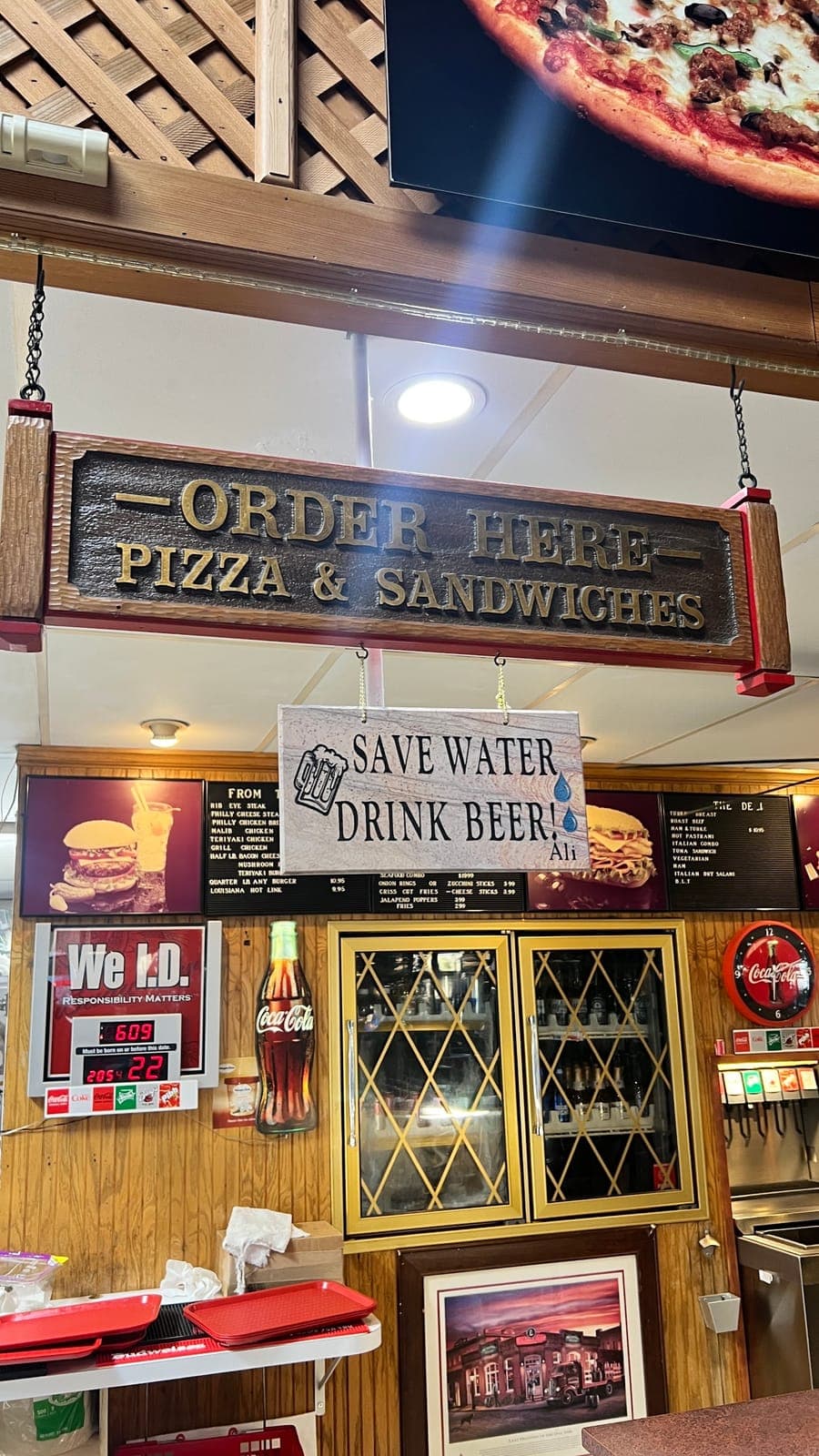 Victoria's Italian Deli