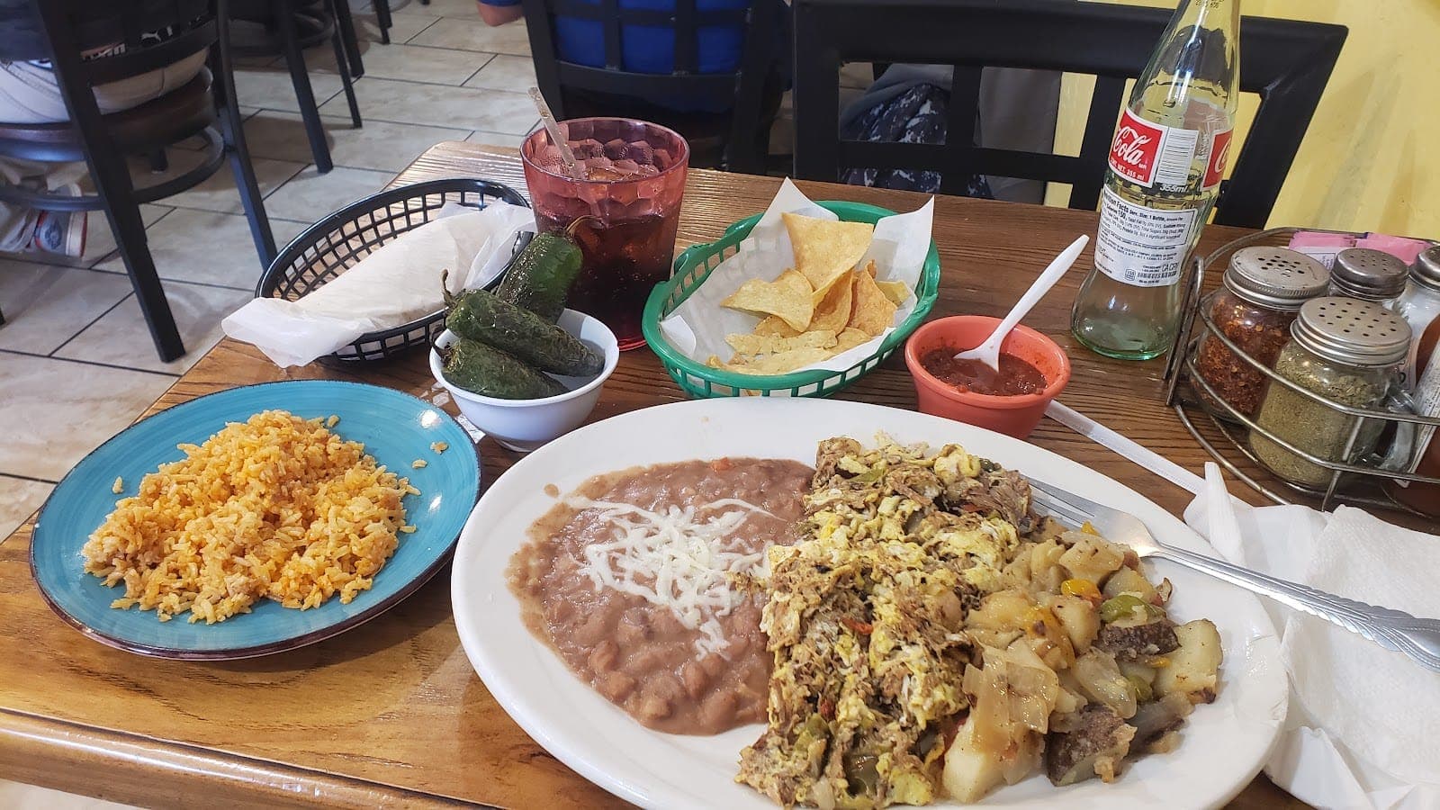 Mama Lupita's