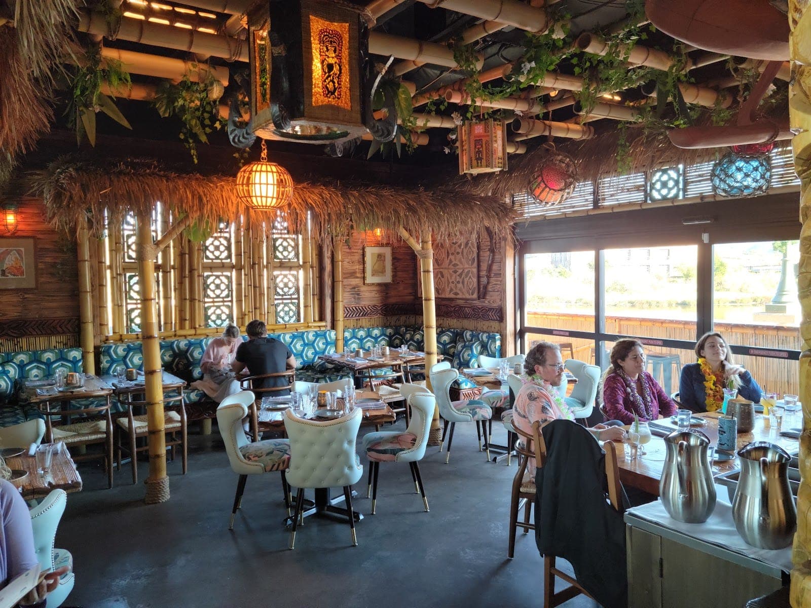 Wilfred's Lounge