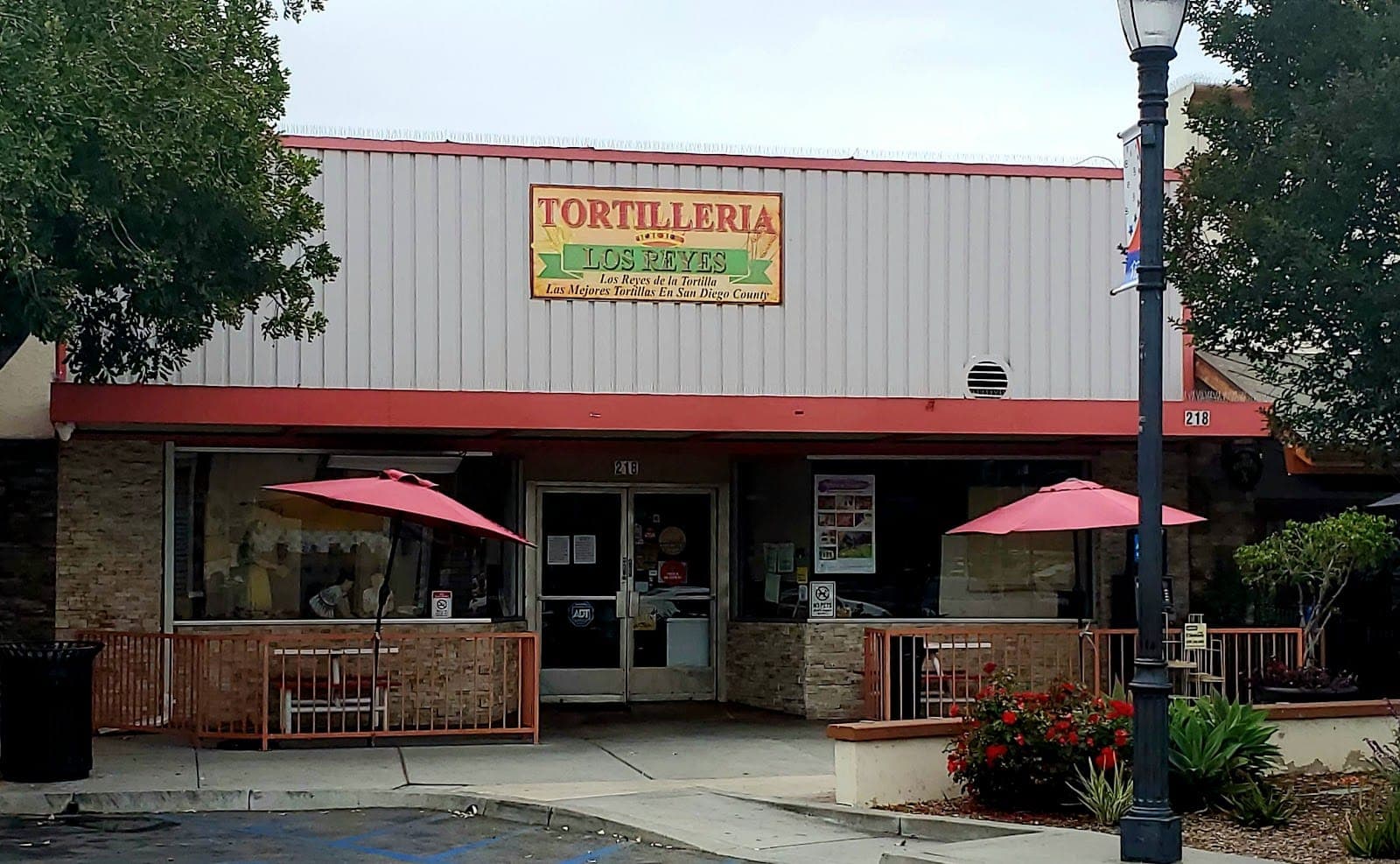 Los Reyes Tortilleria