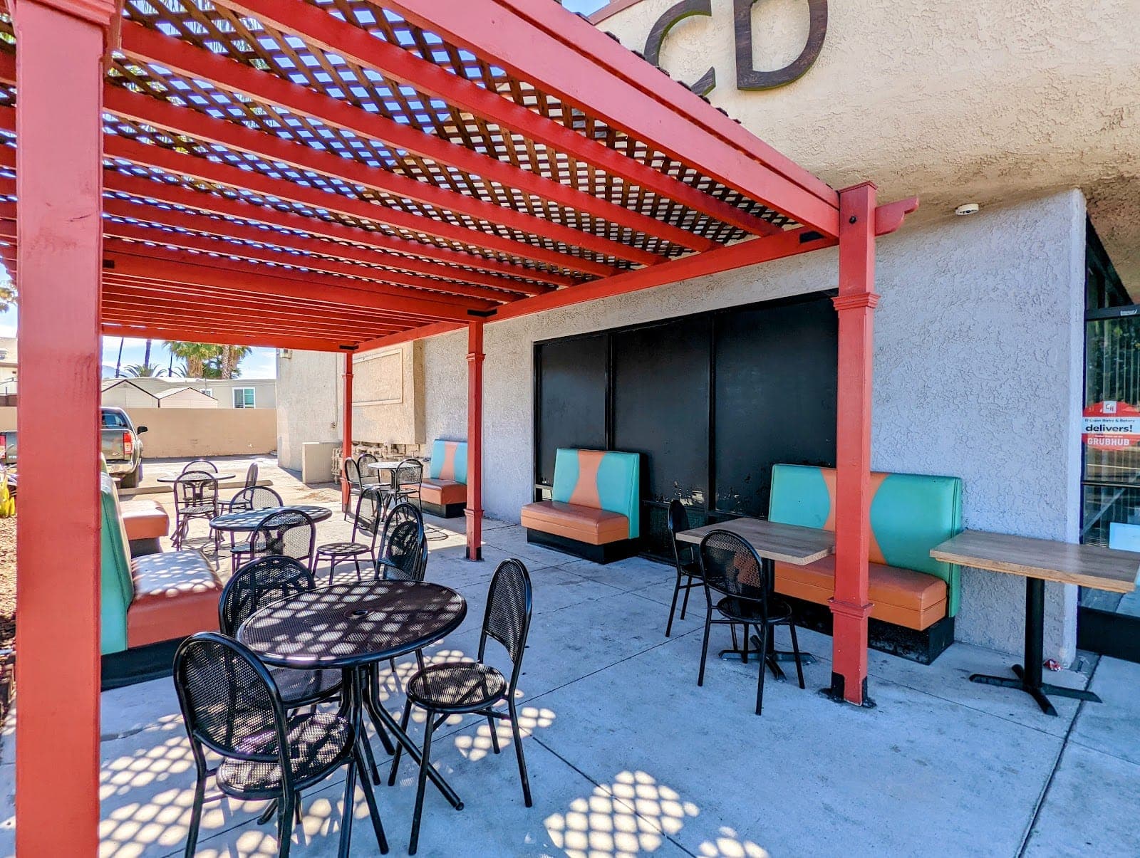 El Cajon Bistro & Bakery