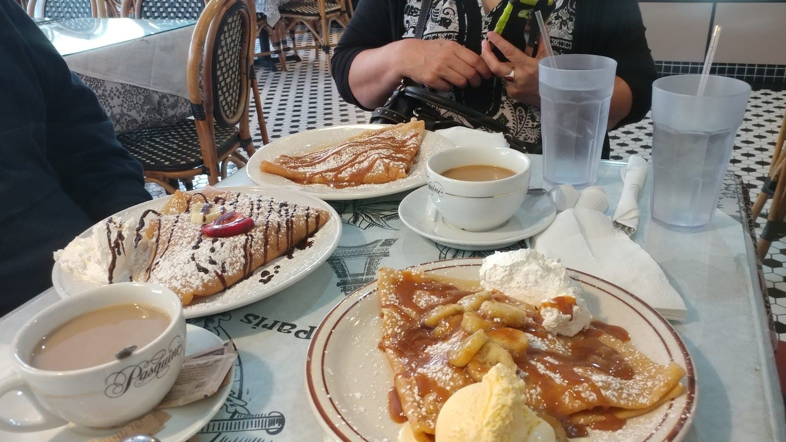 Crepes De Paris