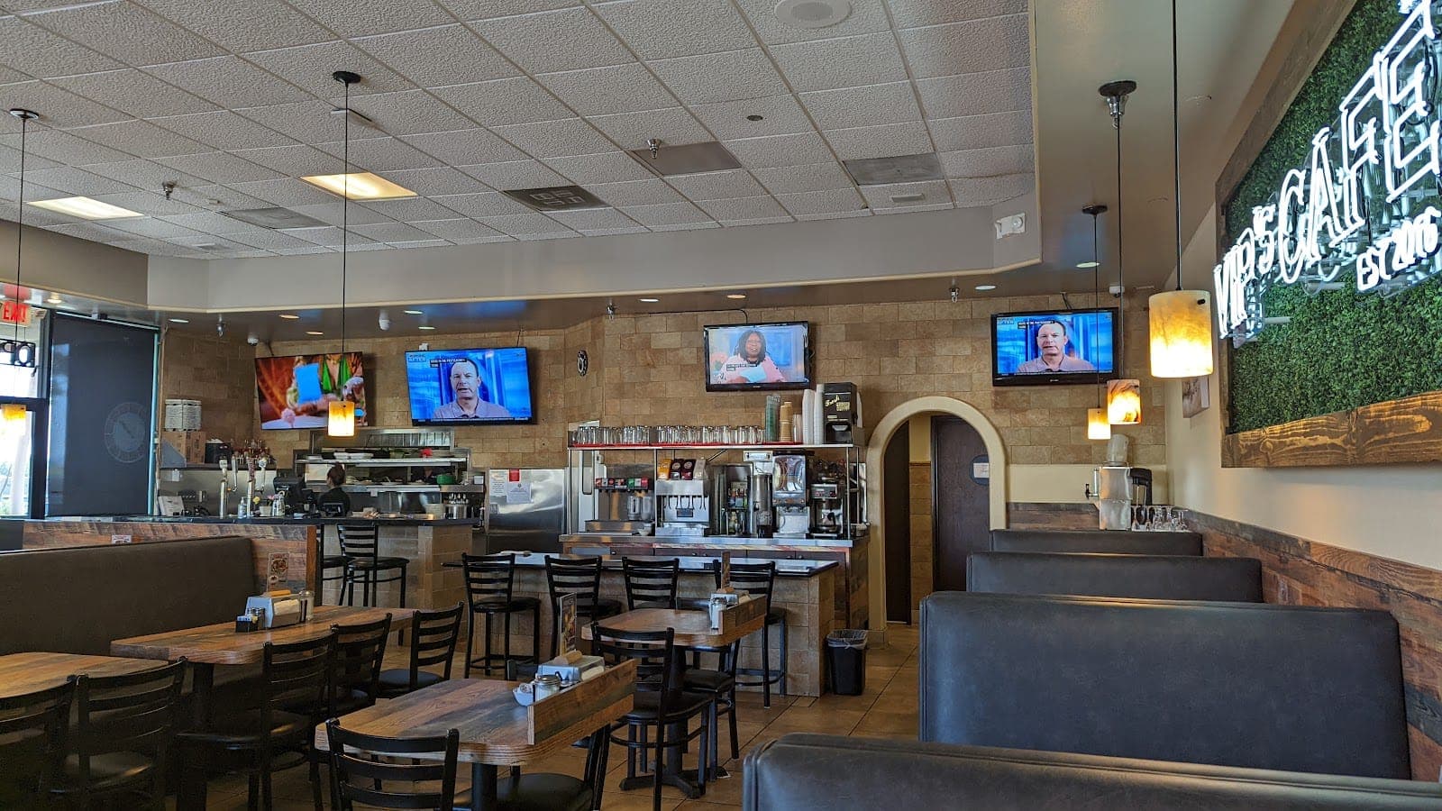 VIP's Cafe