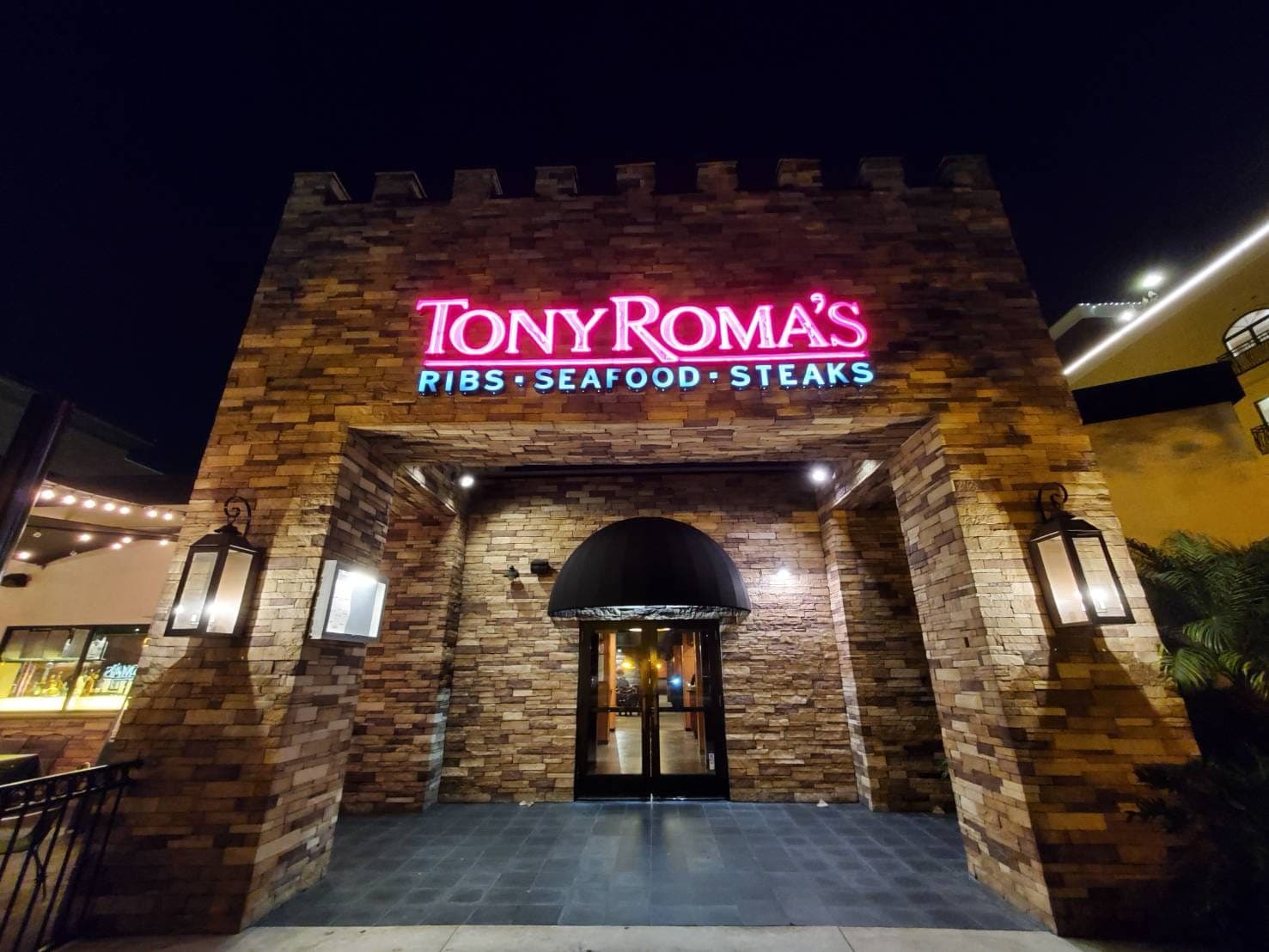 Tony's Roma