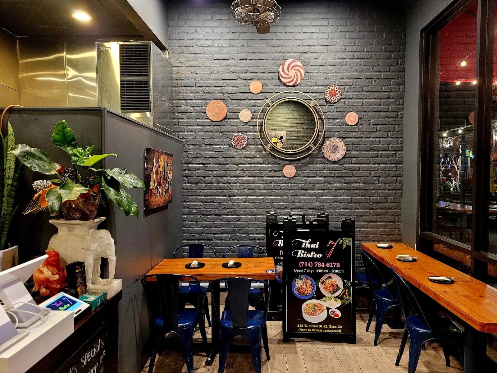 Thai 7 Bistro