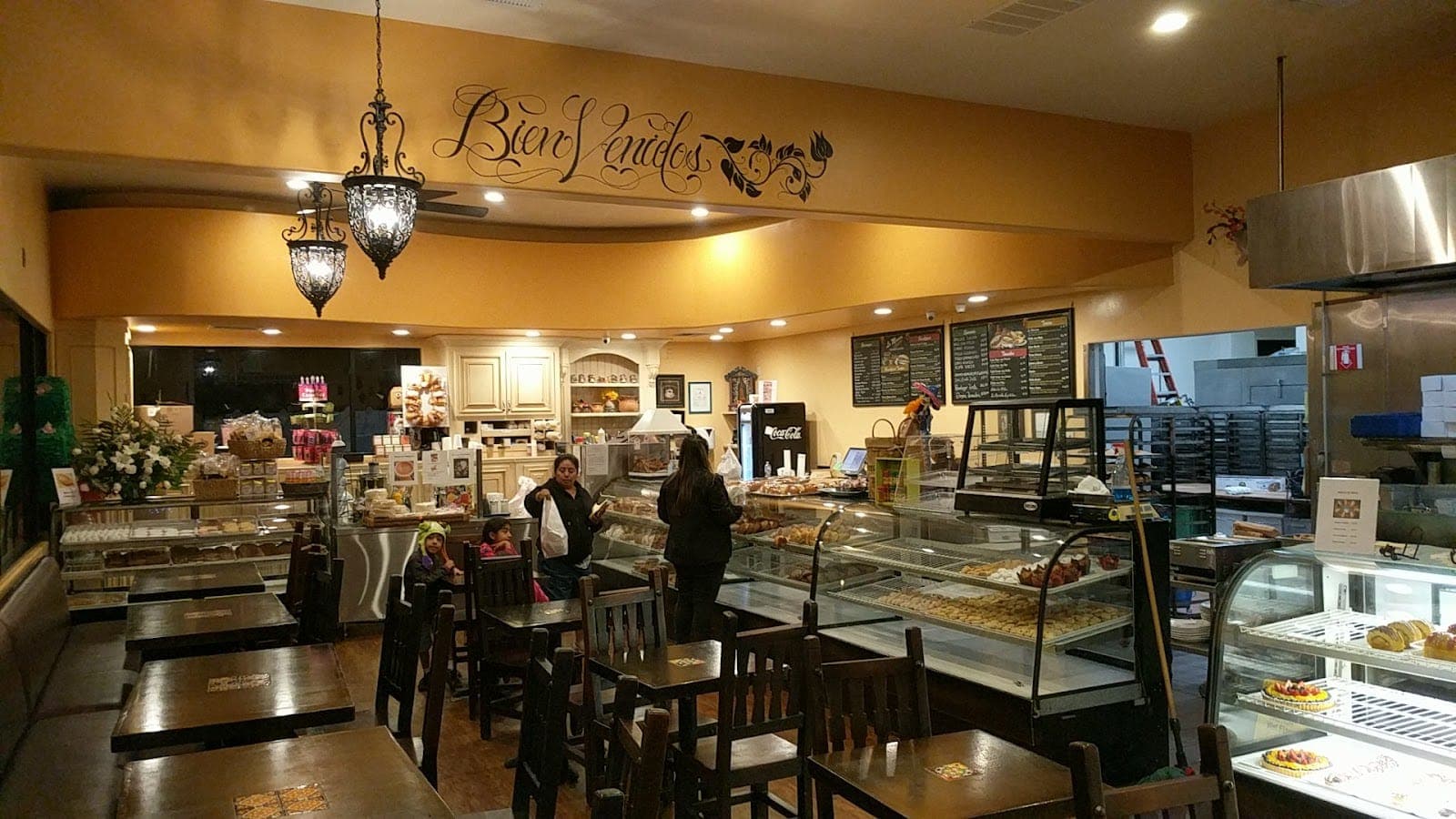 La Mascota Bakery