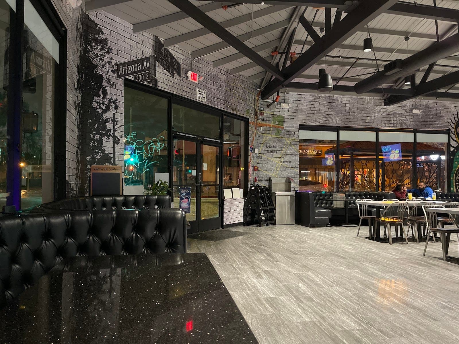East Los Tacos