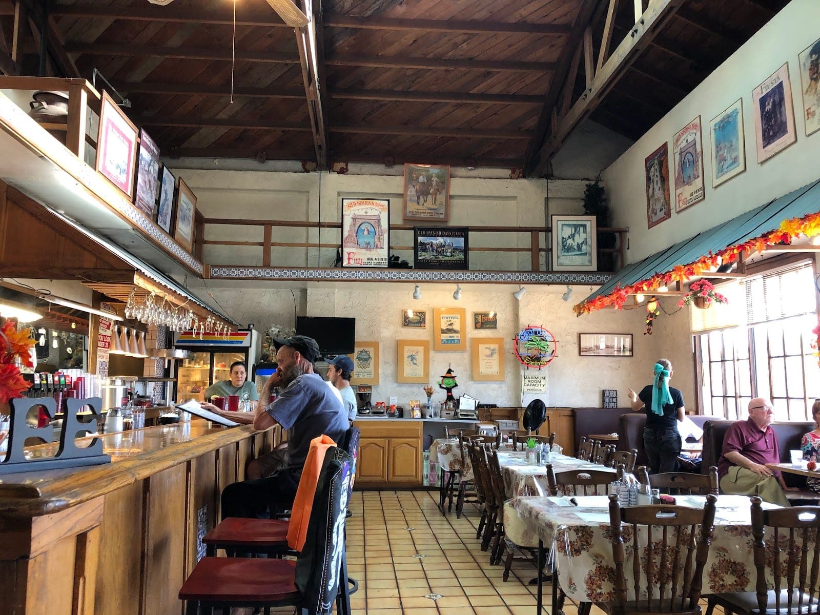 Domingo's Cafe