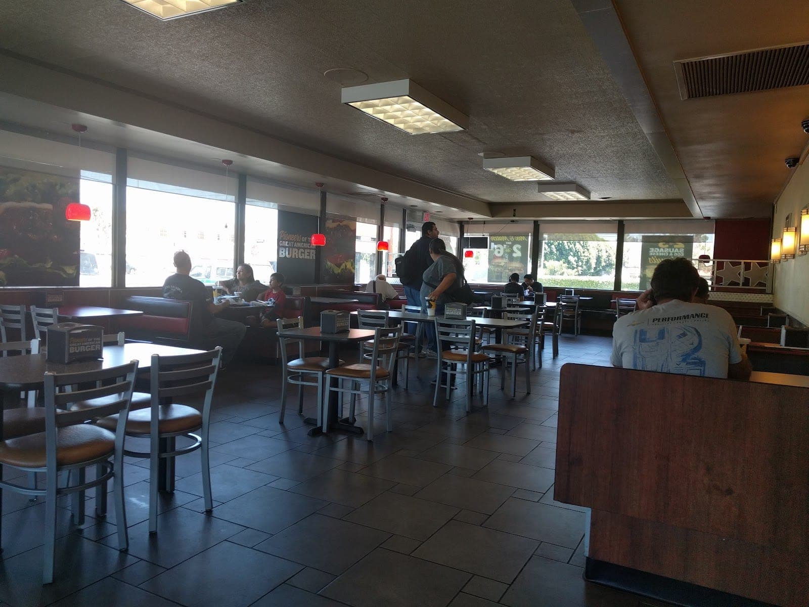 Carl's Jr.