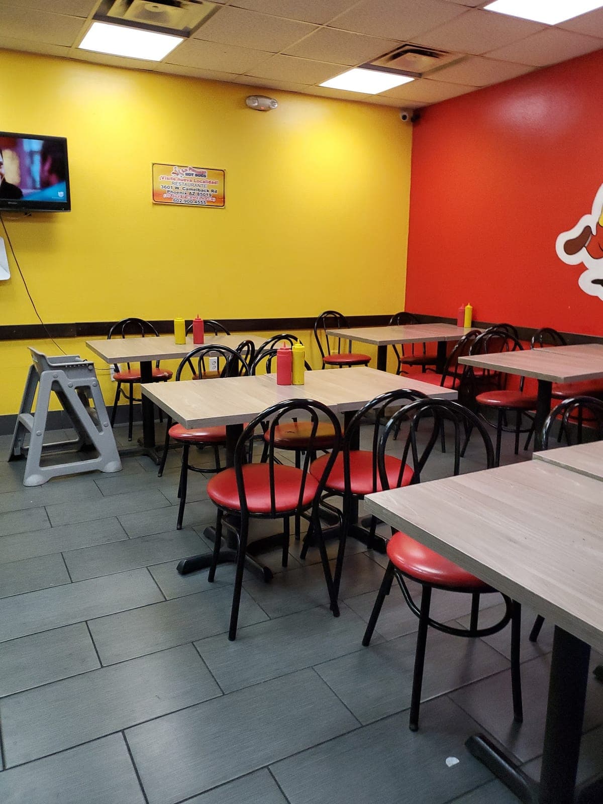 La Pasadita Hot Dogs