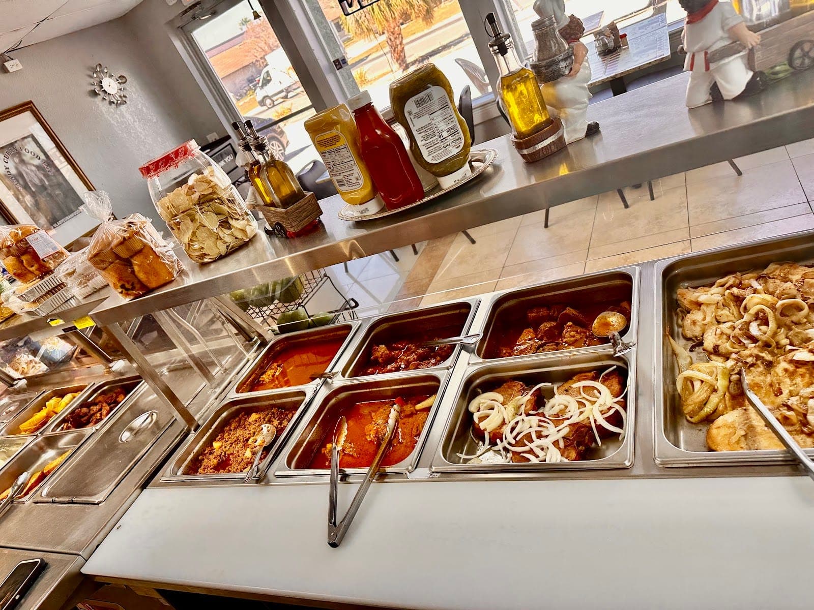 VLADY CUBAN FOOD