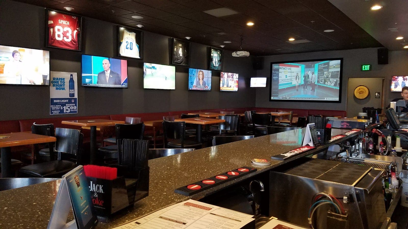 Press Box Sports Grill - Clovis