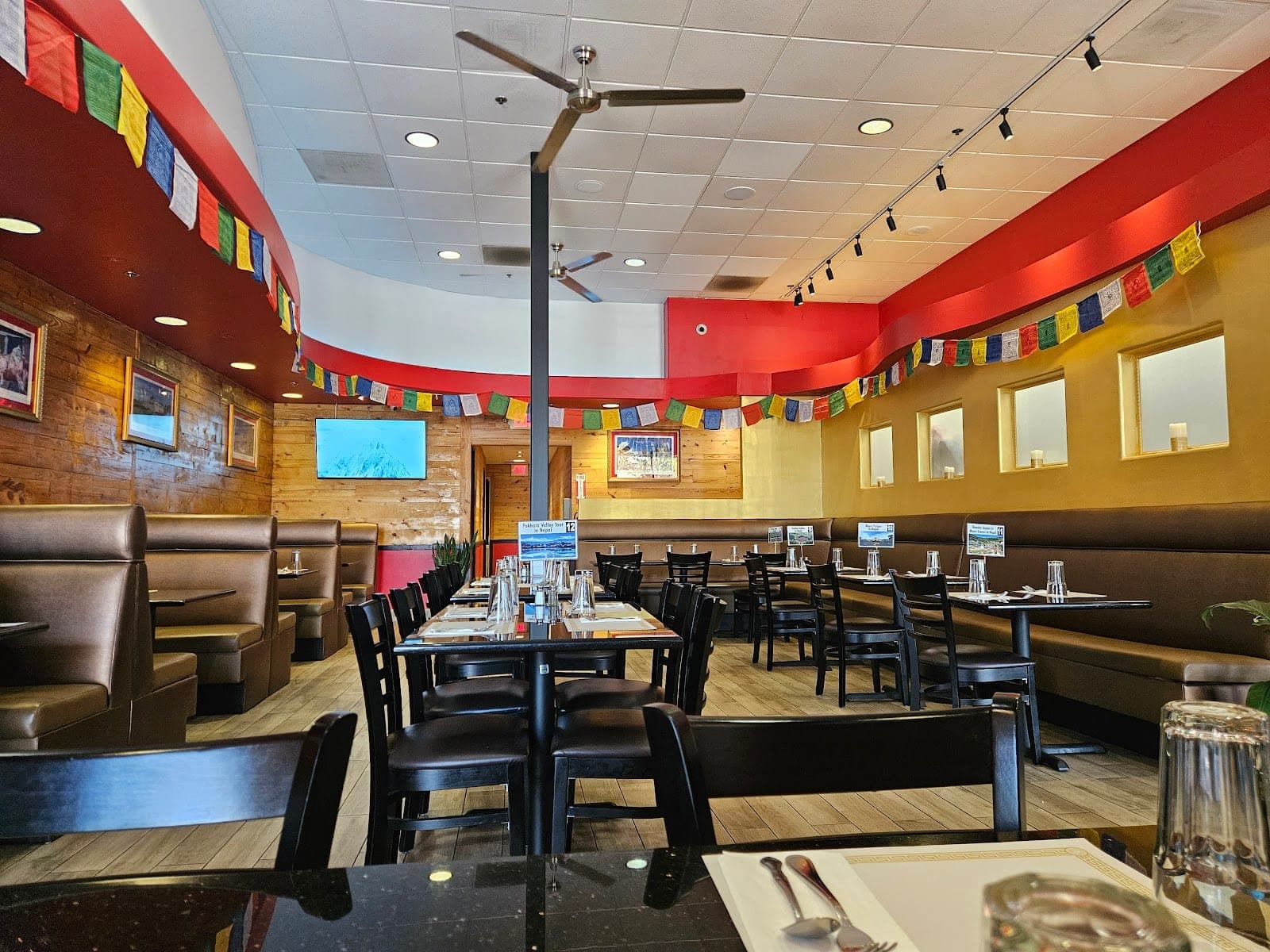 Himalayan Aroma Restaurant