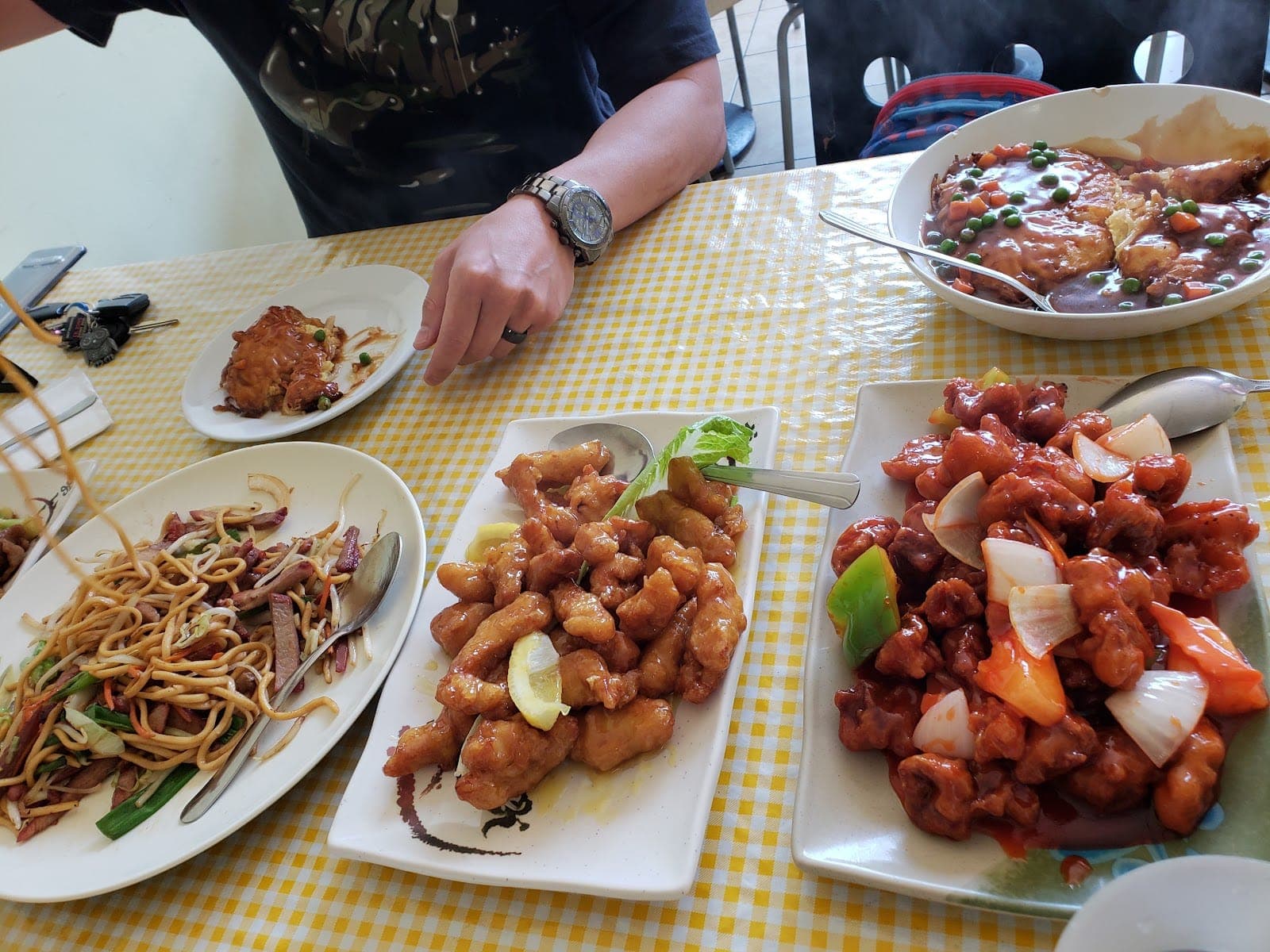 Golden Moon Restaurant