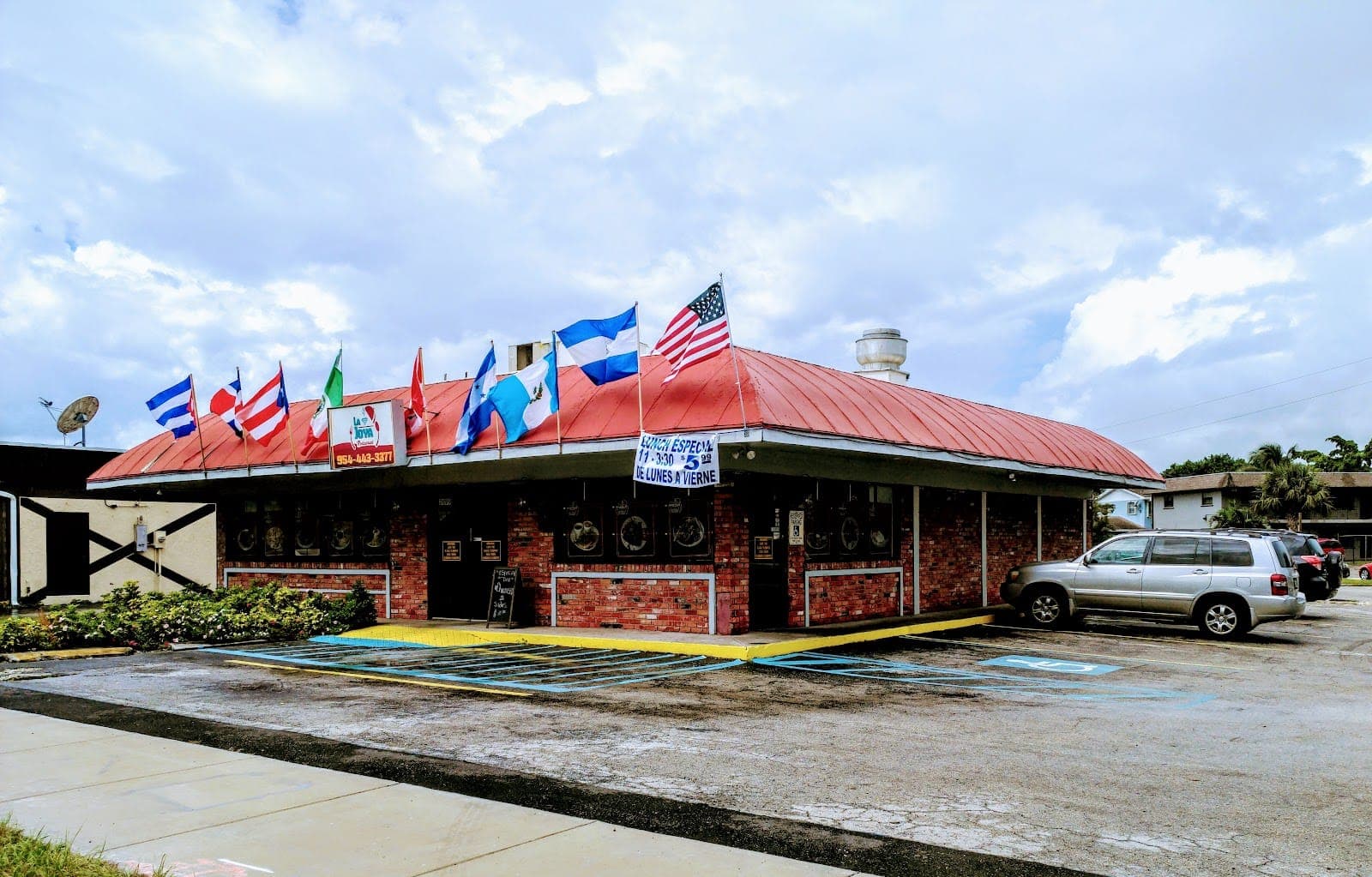 La Joya Latina Restaurant