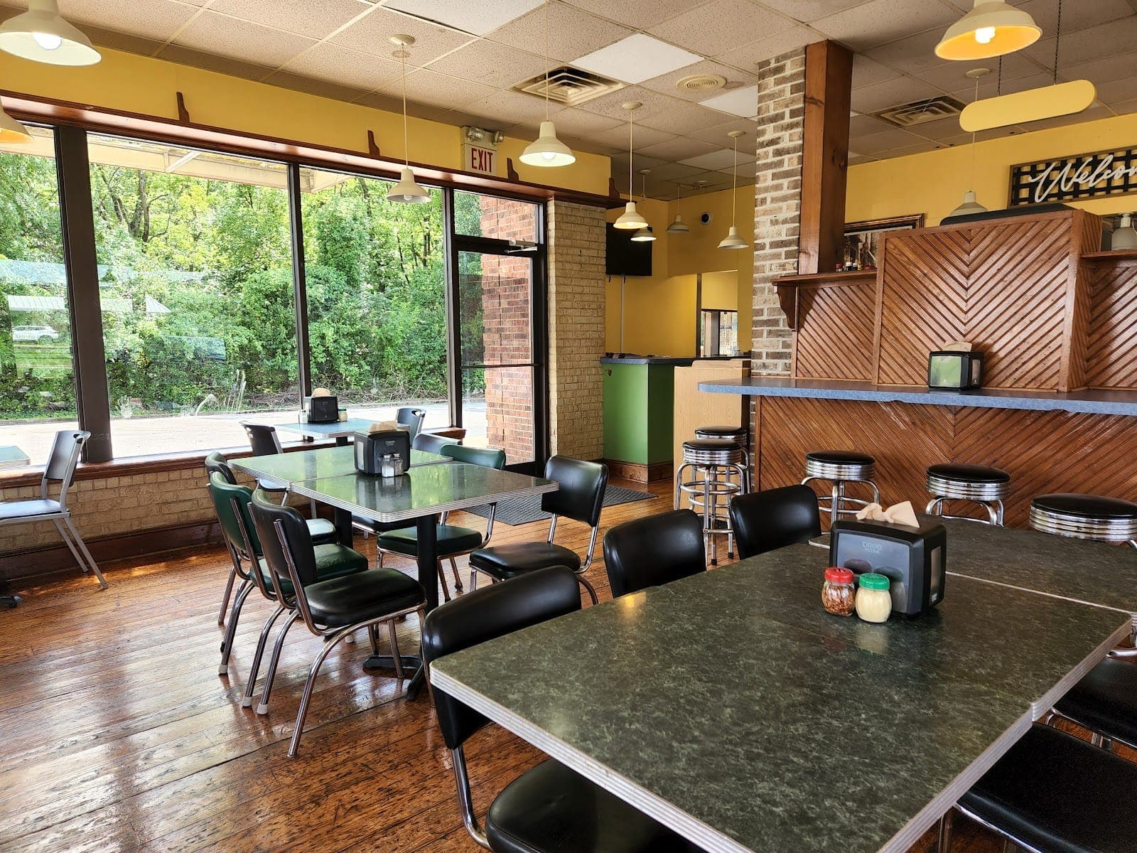 Ricko's Pizzeria And Italian Cuisine