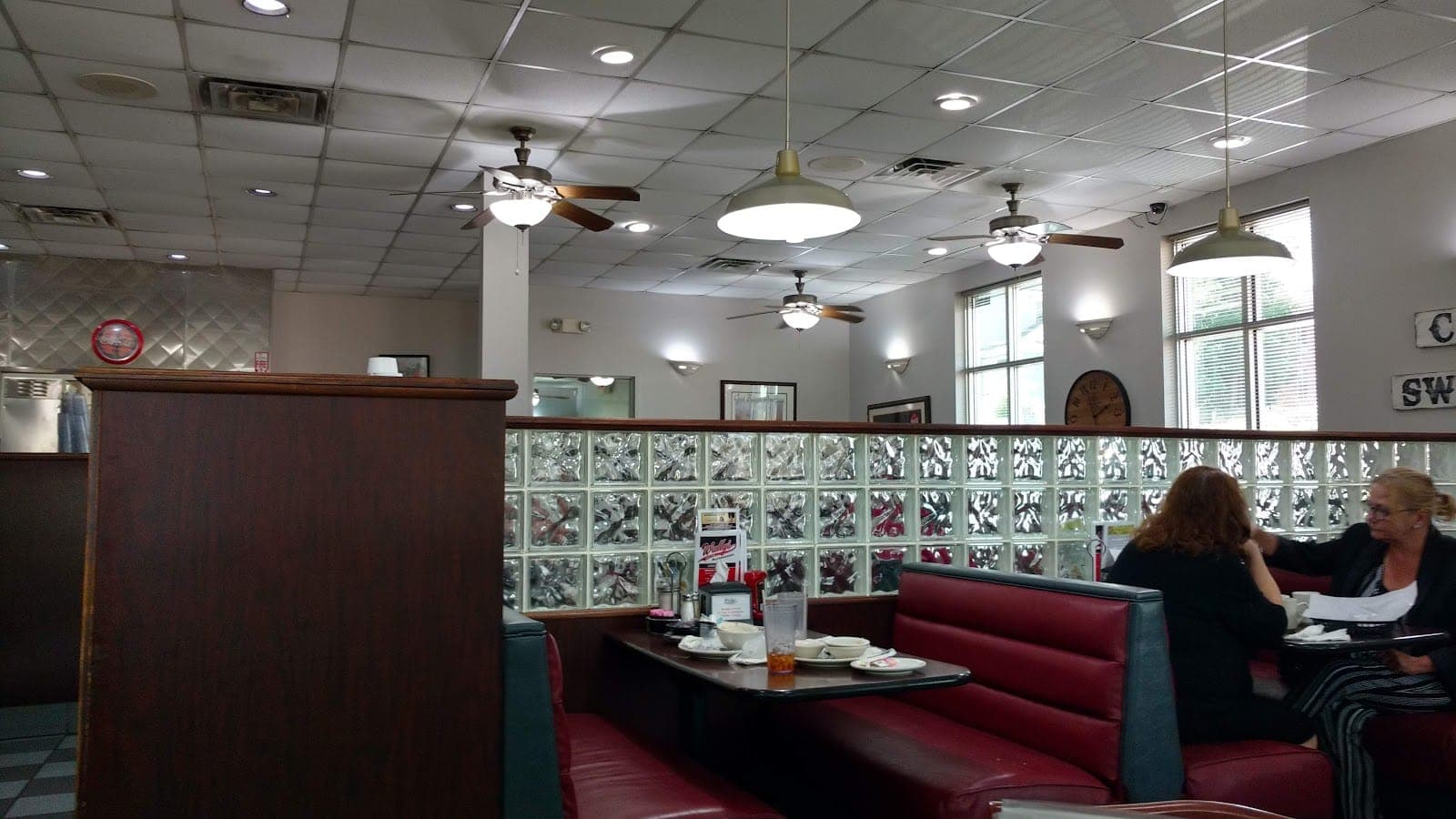 Wally's Restaurant