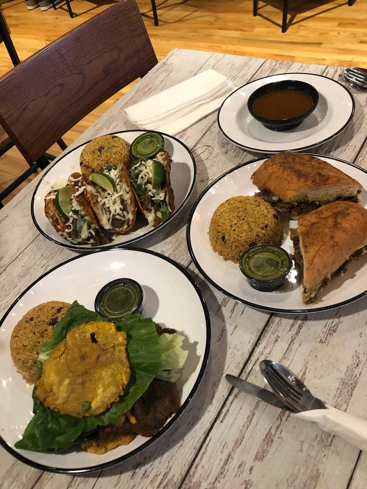 BeaUnique Latin Kitchen