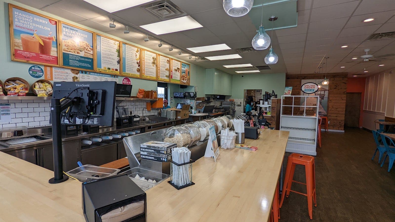 Tropical Smoothie Cafe