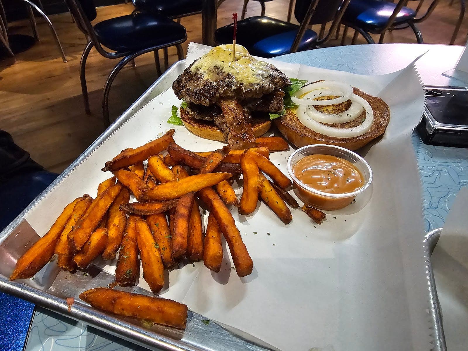 M&O Station Grill + Cocktail Lounge