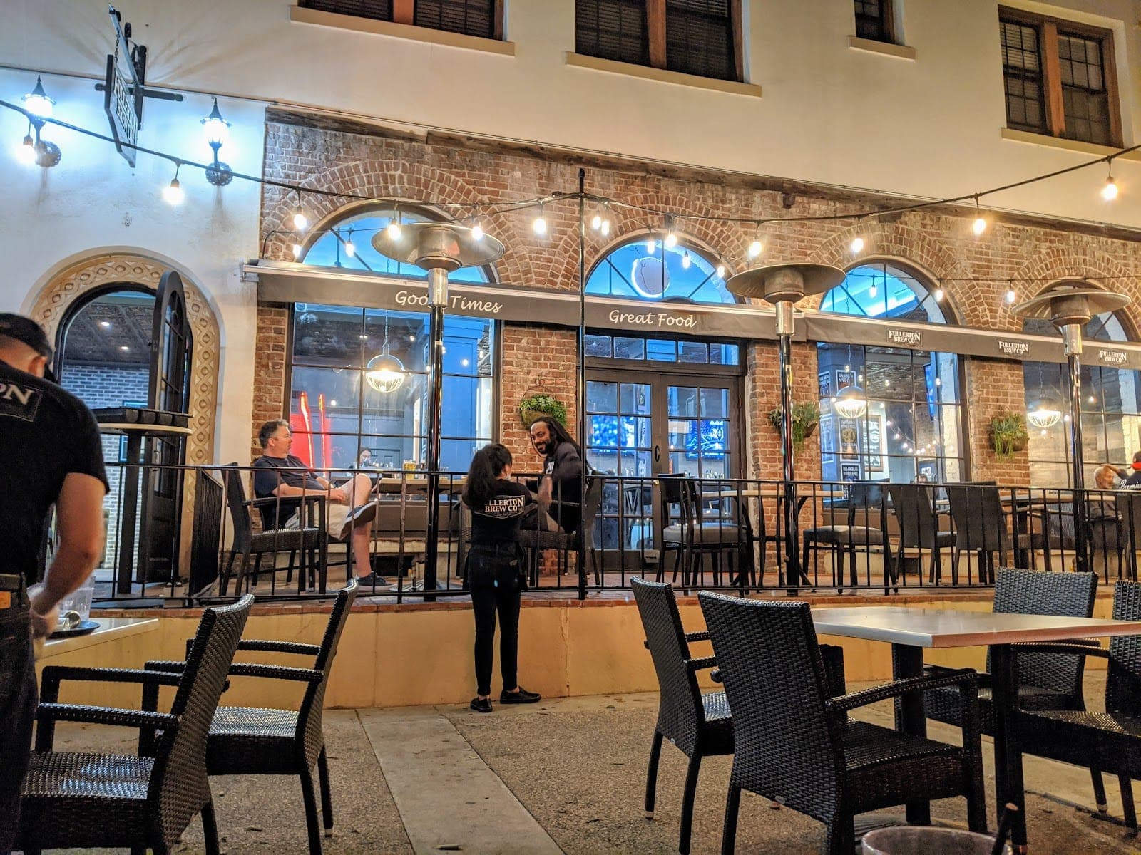 Fullerton Brew Co (formerly Stadium Tavern)